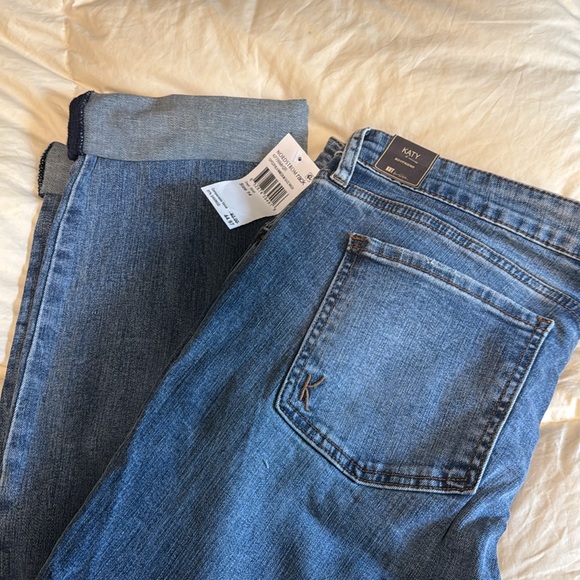 Kut from the Kloth size 14 boyfriend jeans - Picture 6 of 7